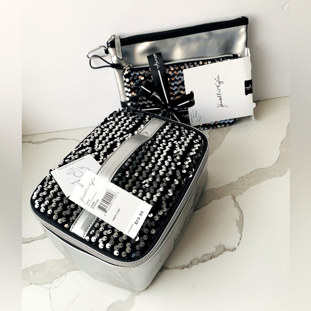 Kendall & Kylie Los Angeles 3 Pieces Makeup Bag Set